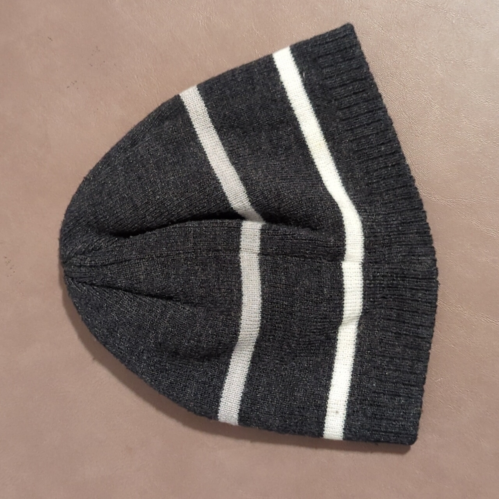 Champion Beanie Hat Gray 2 white stripes - Picture 2 of 8